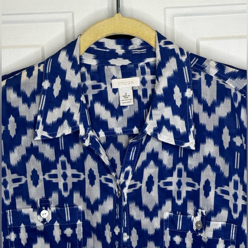 Chico's Navy and White Geometric Women Shirt